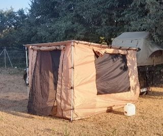 Cerramiento toldo 4x4