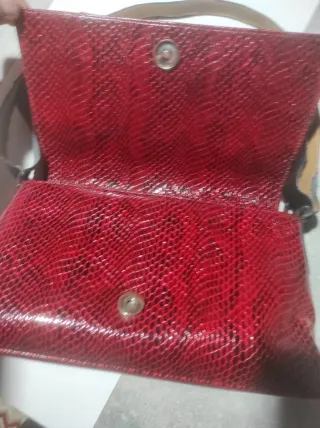 Bolso Monova Piel Cocodrilo Rojo