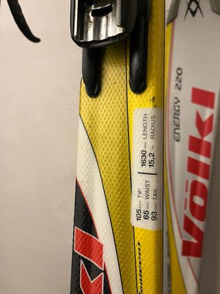 Esquís Atomic e:TL y Völkl Energy 220