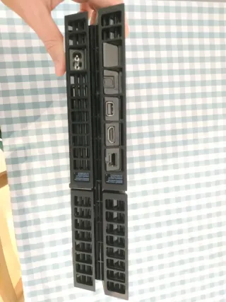 PS4 - PlayStation 4 1TB