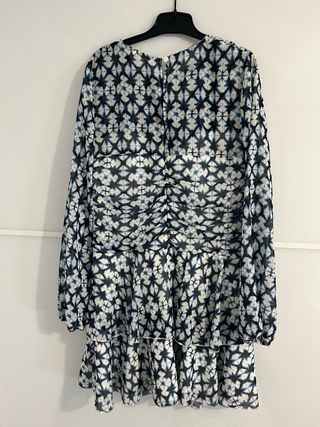 Vestido estampado azul y blanco