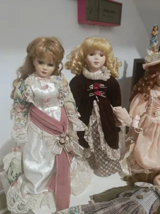 Bambole di porcellana vintage