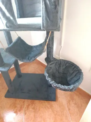 Rascador para gatos nuevo