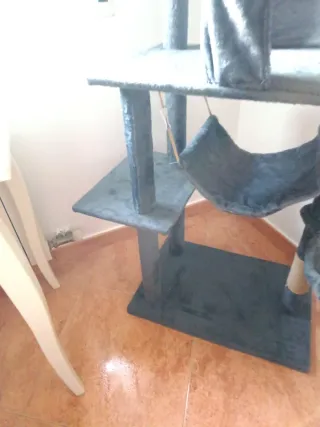 Rascador para gatos nuevo