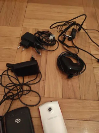 Teléfonos Vintage BlackBerry, Samsung, LG, NoKia..