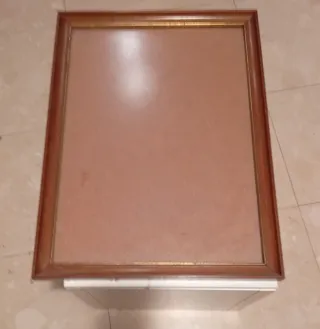 Marco de madera y metal