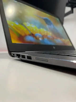 HP ZBook Studio G4 i7 16GB RAM Quadro SSD