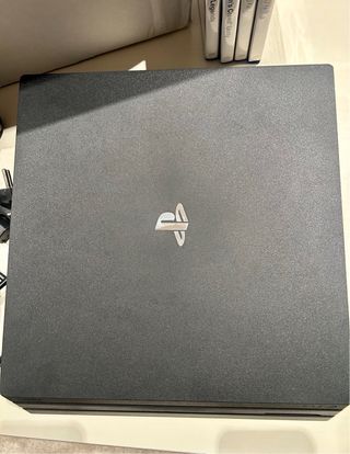 Ps4 Pro 1TB Negra (leer descripción)