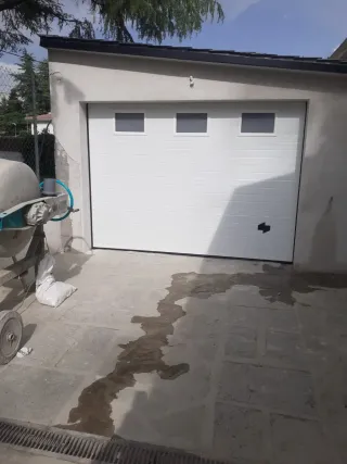 Puertas de garaje automáticas 612434449