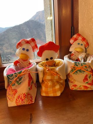 Cestini porta uova/dolci in tessuto