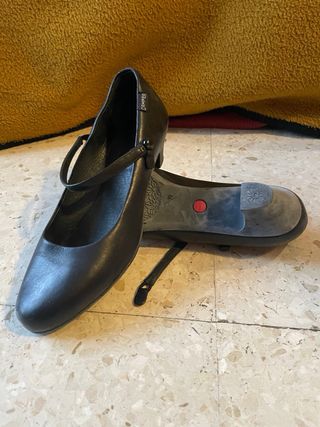 Zapatos de tacón Camper negros