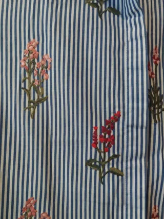 Camisa Sfera Talla S Rayas Flores