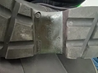 Botas militares negras