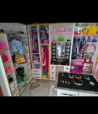 Diorama Vestidor Muñeca Escala 1:6