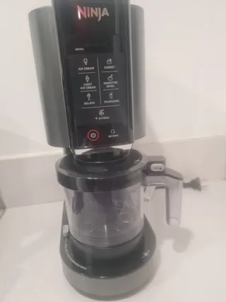 Ninja CREAMi Heladera Multifunción.