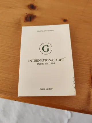 Cornice in argento martellato