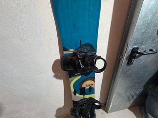 Tabla Snow con Fijaciones Burton
