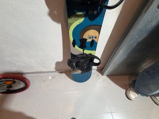 Tabla Snow con Fijaciones Burton