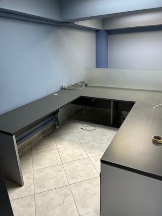 Mesas de oficina en buen estado