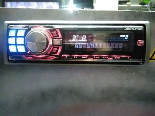 Radio CD Alpine CDE-9882RI