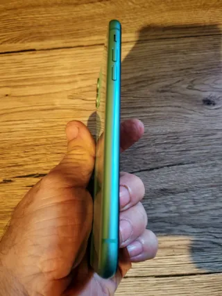 iPhone 11 Verde