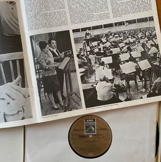 Traviata Fidelio M.  Butterfly Wozzeck Murciélago