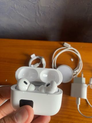 Pack Accesorios Móvil: Cargador, Cables y Base