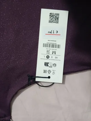 Top brillante sin tirantes