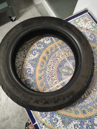 Neumático Moto Maxxis 90/90-12 44J.   Segunda mano