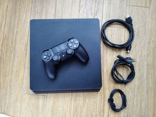 PS4 1TB Horizon Zero Dawn Bundle