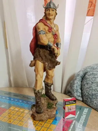 Figura Vikingo, bárbaro.