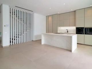 Chalet en alquiler en El Higueral - La Merced en Marbella