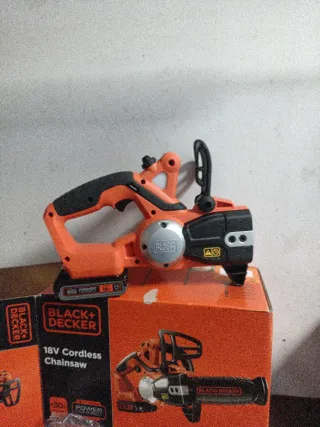 Motosierra BLACK+DECKER GKC1820L20-QW