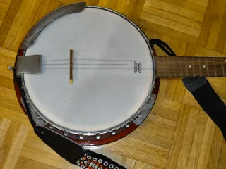 Banjo Ktone con funda