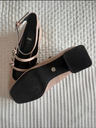 Zapatos Zara Talla 38 Beige