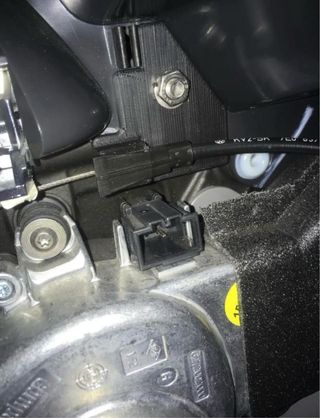 Refuerzo cerradura VW T5