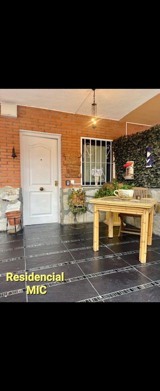 Se alquila habitación en Seseña viejo Chalet