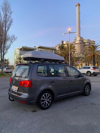 Volkswagen Touran 2012