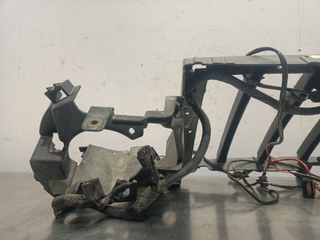 REFUERZO PARAGOLPES DELANTERO CHRYSLER JEEP CHERO