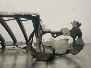 REFUERZO PARAGOLPES DELANTERO CHRYSLER JEEP CHERO