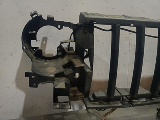 REFUERZO PARAGOLPES DELANTERO CHRYSLER JEEP CHERO