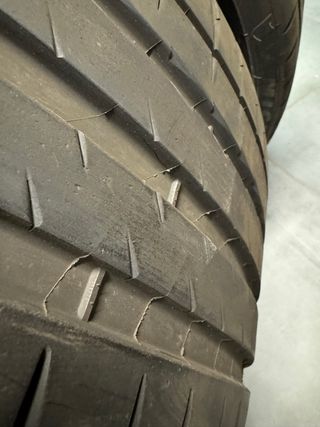 Neumáticos Michelin PS4 S 21 325/25ZR21