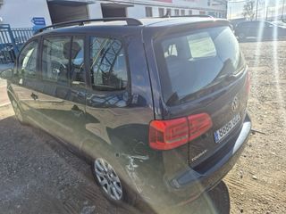 Volkswagen Touran 2011