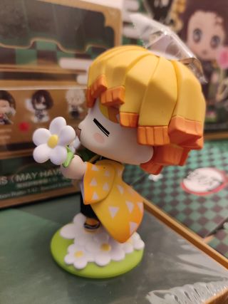 Figura Zenitsu Agatsuma Kimetsu no Yaiba | Oficial