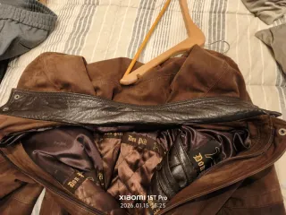 Chaquetón de piel marrón