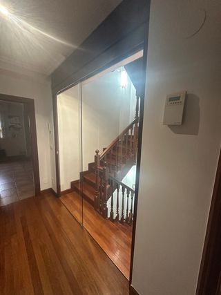 Cristalera para escalera