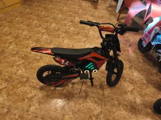 Moto Eléctrica Infantil 500W