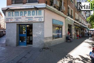 Restaurante en venta en Pacífico en Madrid