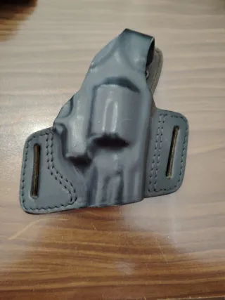 Fondina in pelle per pistola