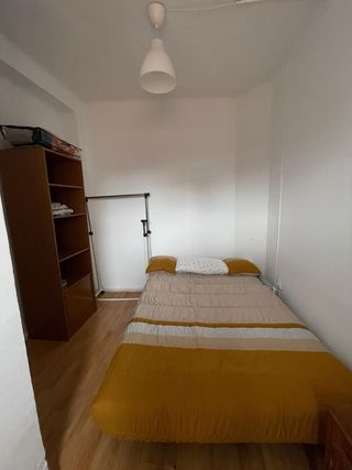 Se al quila habituación, en un piso compartido